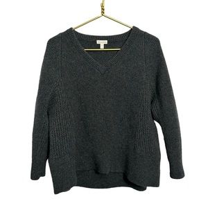Garnet Hill Gray 100% Cashmere Sweater V Neck Size Medium Dark Gray